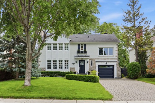 428 Ch. Strathcona  Mont-Royal, QC H3R 1G1