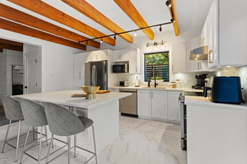 Kitchen - 37 Ch. De Beaune, Saint-Adolphe-D'Howard, QC 