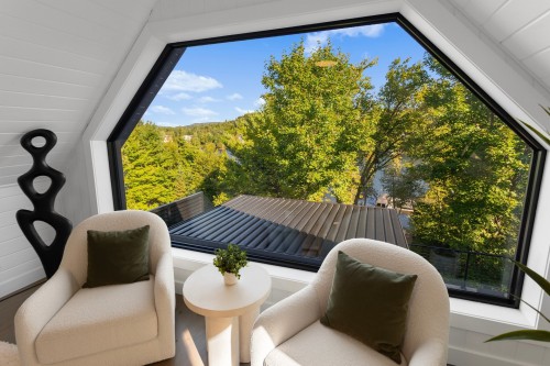 Family Room - 37 Ch. De Beaune, Saint-Adolphe-D'Howard, QC 