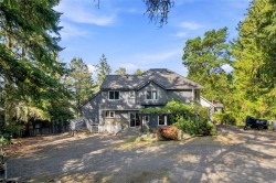 945 Little Mountain Rd Parksville, BC V9P 2C3