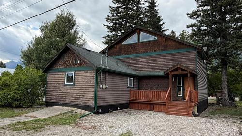 1401 8Th Avenue, Fernie, BC 
