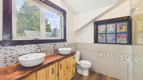 1401 8Th Avenue, Fernie, BC 