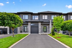 819 Rue des Criquets Saint-Lazare, QC J7T 0P6
