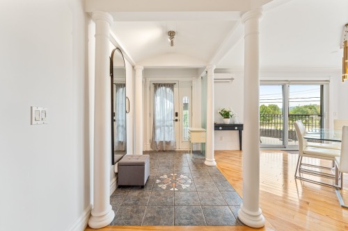 4-300 Rue du Moulin , Magog, QC J1X 7H8 3