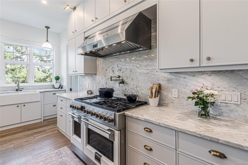 3973 Cove Rd, Ladysmith, BC 