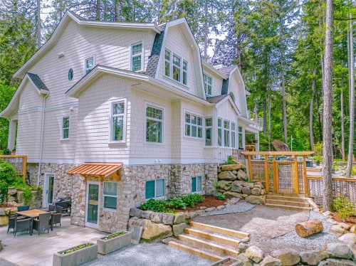 3973 Cove Rd, Ladysmith, BC 
