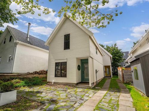 5675 Stanley Street, Halifax, NS 