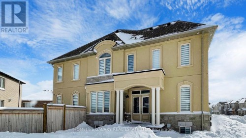 2520 FLORENTINE PLACE , Pickering, Ontario L1X 0H3 2
