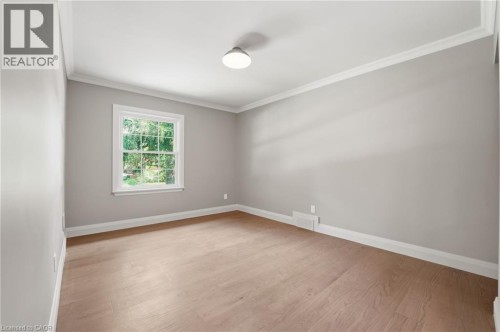 571 Leonard Court, Burlington, ON 
