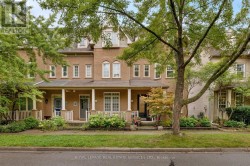 184 GATWICK DRIVE Oakville, ON L6H 6N1