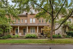 184 GATWICK DRIVE Oakville, ON L6H 6N1