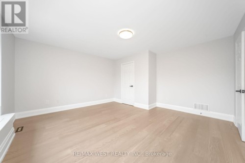 5843 Rainspring Drive, Mississauga, ON 