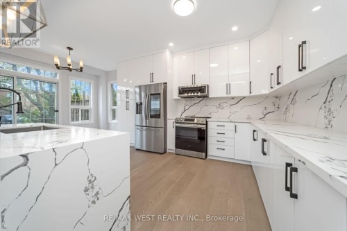 5843 Rainspring Drive, Mississauga, ON 