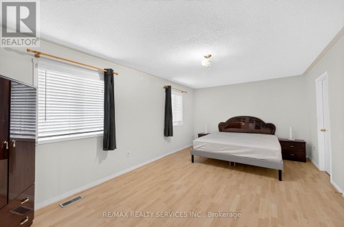 703 Twain Avenue, Mississauga, ON 
