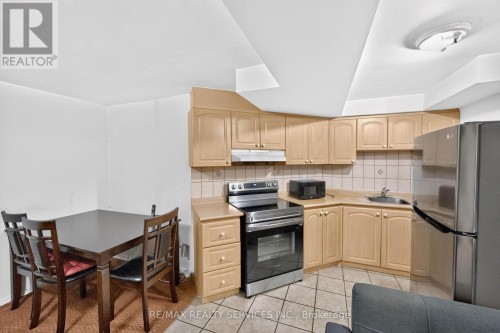 703 Twain Avenue, Mississauga, ON 