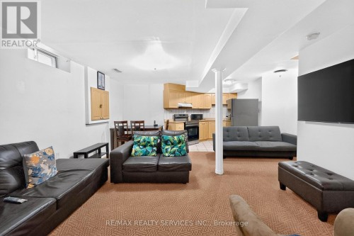 703 Twain Avenue, Mississauga, ON 