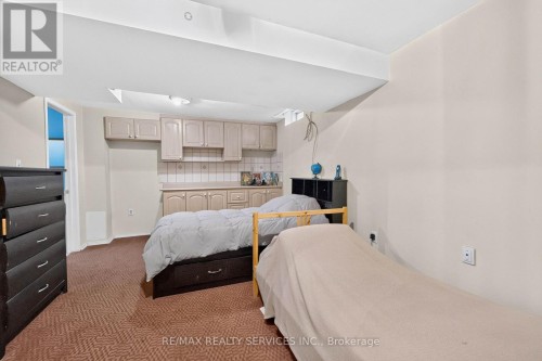 703 Twain Avenue, Mississauga, ON 