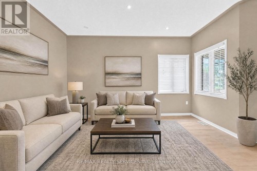 703 Twain Avenue, Mississauga, ON 