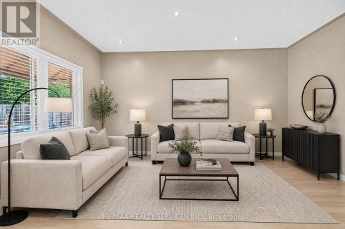 703 Twain Avenue, Mississauga, ON 