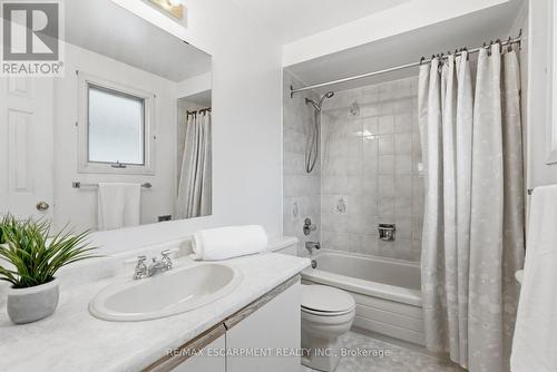 158 Rushdale Drive, Hamilton, ON 