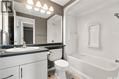1305 902 Spadina Crescent E, Saskatoon, SK 