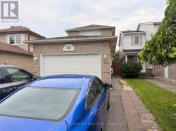 25 BARNES DRIVE Ajax, ON L1S 5C8