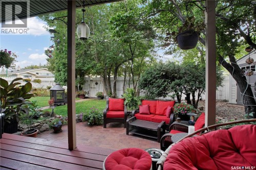 30 Yale Crescent, Saskatoon, SK 