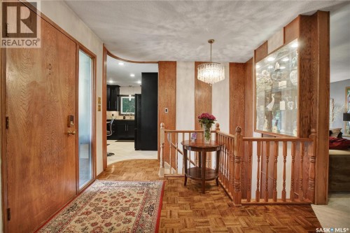 30 Yale Crescent, Saskatoon, SK 
