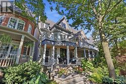 128 BOARDWALK DRIVE Toronto, ON M4L 3X4