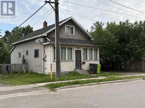 802 Bonney ST  Sault Ste. Marie, ON P6C 1A3