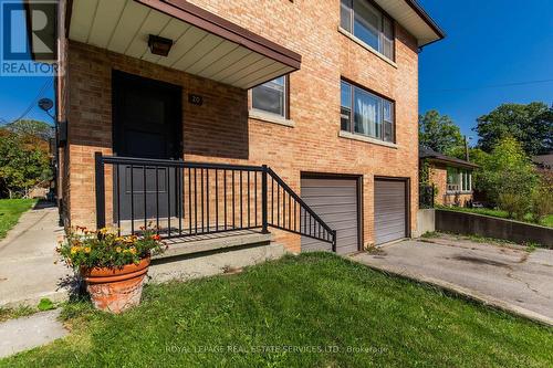 BASEMENT APARTMENT - 20 PARK BOULEVARD , Toronto, Ontario M8W 1G7 2