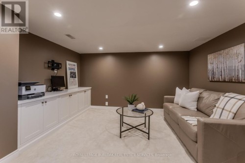 4 - 2410 Woodward Avenue, Burlington, ON 