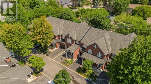 4 - 2410 Woodward Avenue, Burlington, ON 