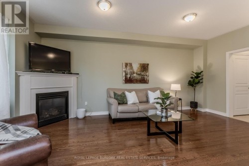 4 - 2410 Woodward Avenue, Burlington, ON 