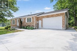 10234 JULIE AVENUE Lambton Shores, ON N0M 1T0