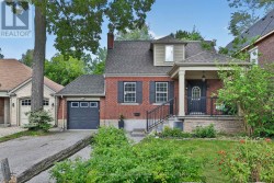 21 CUMBERLAND DRIVE  Mississauga, ON L5G 3M7