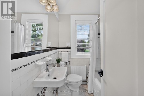 21 Cumberland Drive, Mississauga, ON 