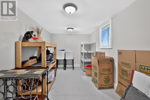21 Cumberland Drive, Mississauga, ON 