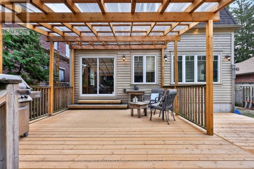 21 Cumberland Drive, Mississauga, ON 