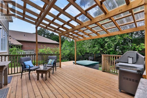 21 Cumberland Drive, Mississauga, ON 
