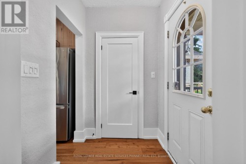 21 Cumberland Drive, Mississauga, ON 