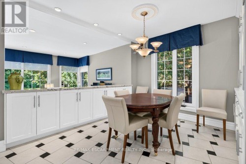 3151 Lakeshore Road, Burlington, ON 