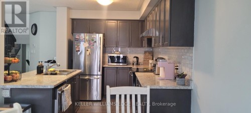 90 BLOOM CRESCENT , Hamilton, Ontario L0R 1P0 4