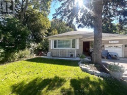 27 FRANCES CRESCENT  Toronto, ON M1S 2E4