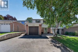 770 PAM CRESCENT  Newmarket, ON L3Y 5B6