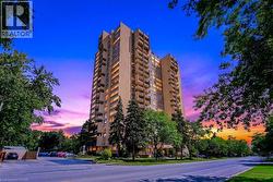 1359 WHITE OAKS Boulevard Unit# 205 Oakville, ON L6H 2R8
