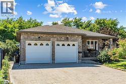 125 LANGLAW Drive  Cambridge, ON N1P 1H9