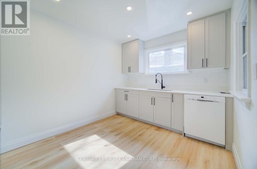 3 - 581 TALBOT STREET , London East (East F), Ontario N6A 2T2 3