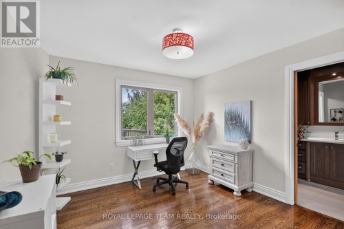 1425 Balmoral Drive, Ottawa, ON 