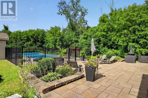 1425 Balmoral Drive, Ottawa, ON 